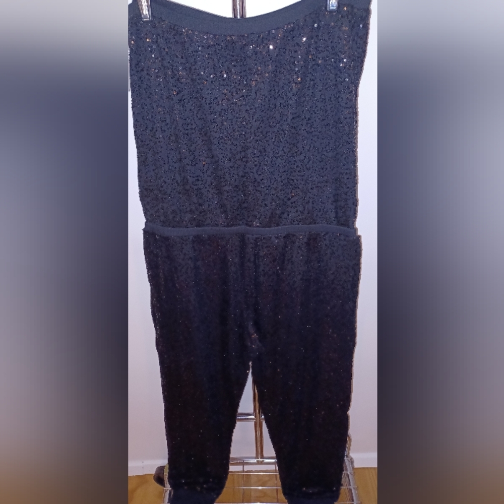 Victoria's Secret Black Sequin Jumpsuits SizeMedium NWT - Picture 2 of 9